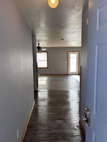 1633 Carlson PLACE, Watertown, WI 53094