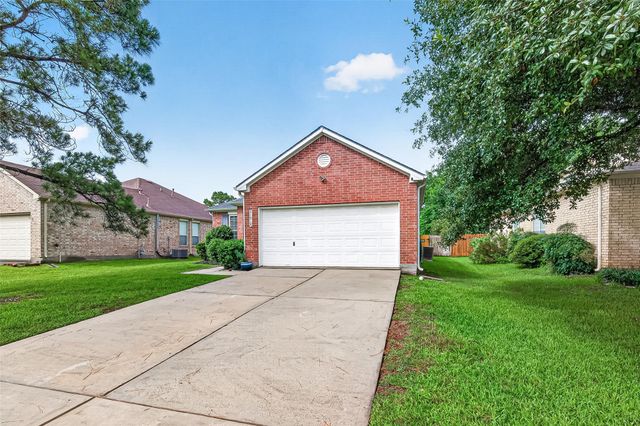 21915 Willow Shadows Drive, Tomball, TX 77375