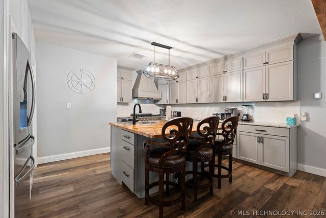 450521 Lake Shore Drive, Afton, OK 74331