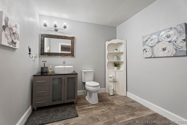 450521 Lake Shore Drive, Afton, OK 74331