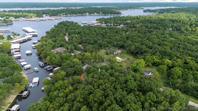 450521 Lake Shore Drive, Afton, OK 74331