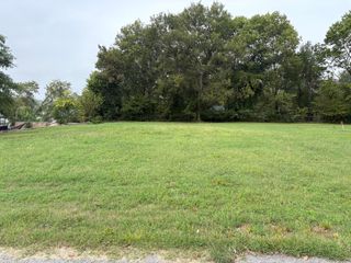 112 N Mill Street, Grove, OK 74344