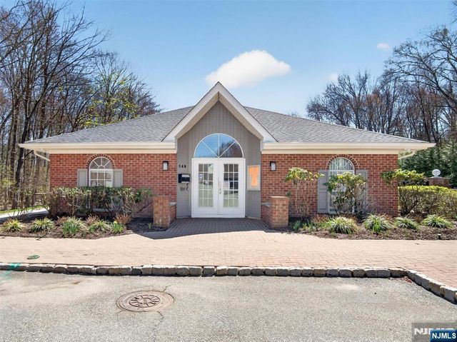 403 Poets Way 403, Mahwah, NJ 07430