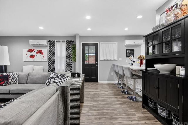 222 E Highland, Malvern, AR 72104
