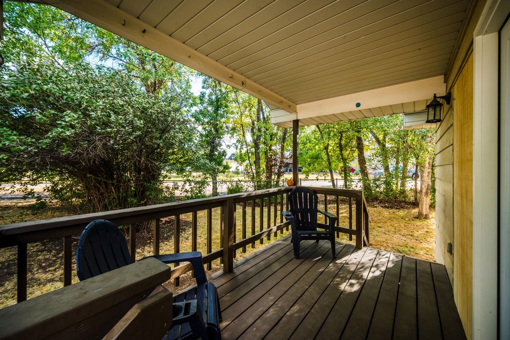 569 E Heald Street, Sheridan, WY 82801 photo 4