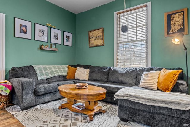 290 W Maple Street, Wabash, IN 46992