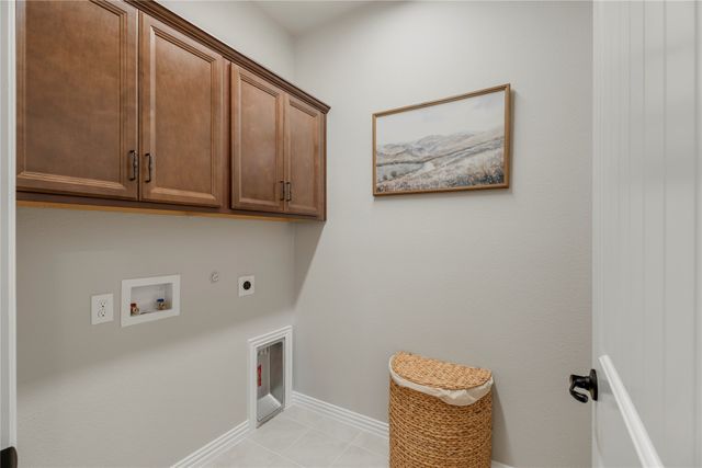 2117 Bayou Glen Drive, Denton, TX 76207