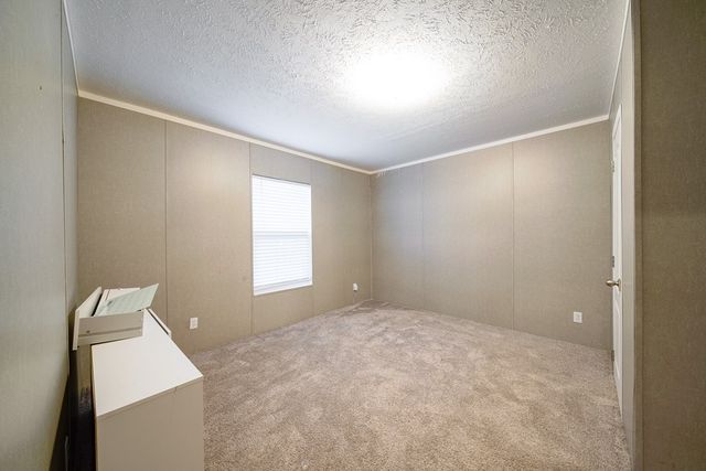 140 Lee Road 2166, Salem, AL 36874