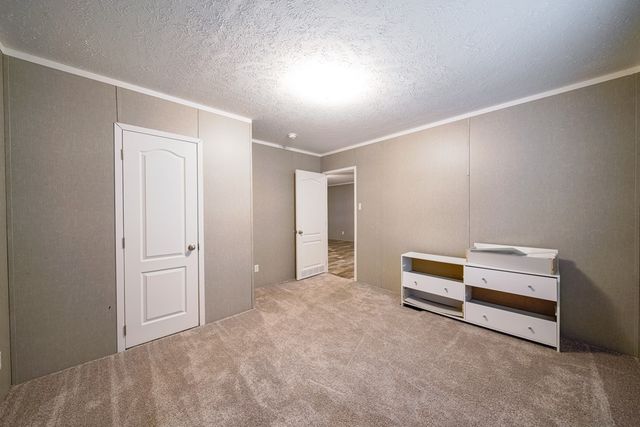 140 Lee Road 2166, Salem, AL 36874