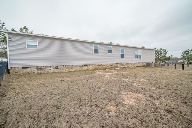 140 Lee Road 2166, Salem, AL 36874