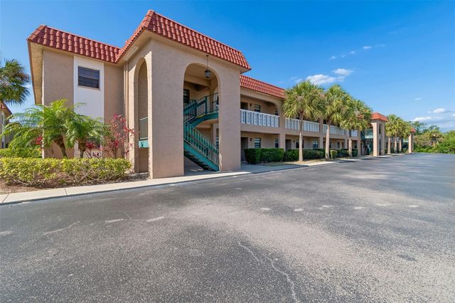 1750 BELLEAIR FOREST DRIVE A5, Belleair, FL 33756