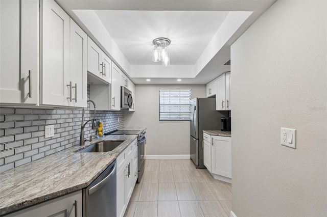 1750 BELLEAIR FOREST DRIVE A5, Belleair, FL 33756