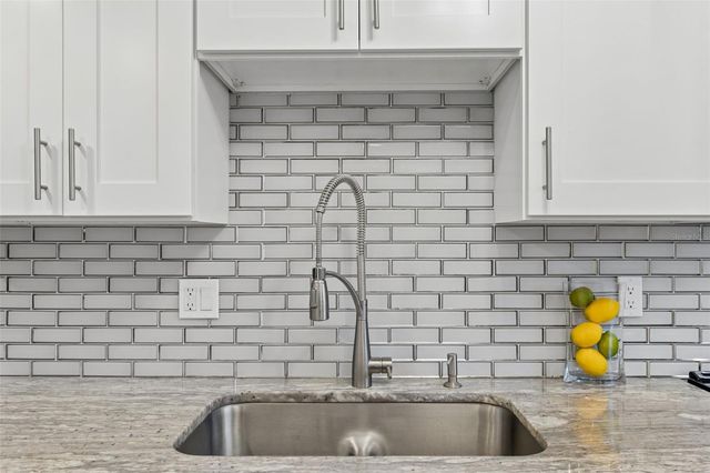 1750 BELLEAIR FOREST DRIVE A5, Belleair, FL 33756