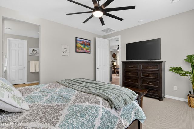 18601 W COTTONTAIL Lane, Surprise, AZ 85387