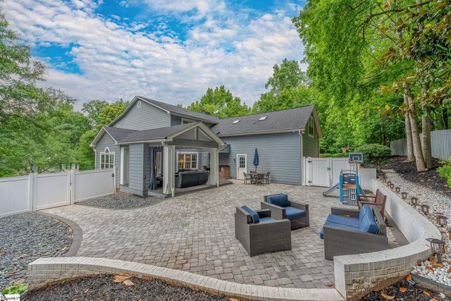 118 Leesburg Peak, Greer, SC 29651