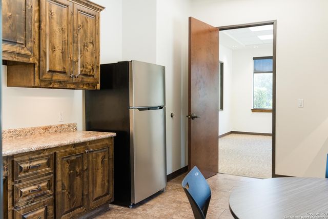 19269 FM 2252 Ste 200, Garden Ridge, TX 78266