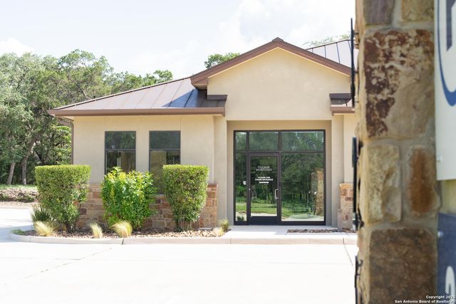 19269 FM 2252 Ste 200, Garden Ridge, TX 78266