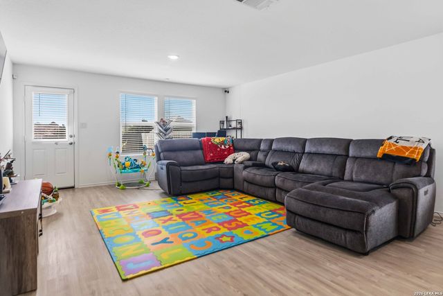 14810 Somerset, San Antonio, TX 78254