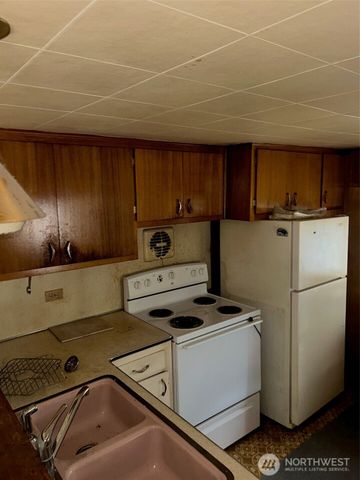 56 Oakes Drive, Tonasket, WA 98855