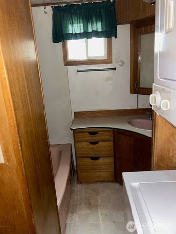 56 Oakes Drive, Tonasket, WA 98855