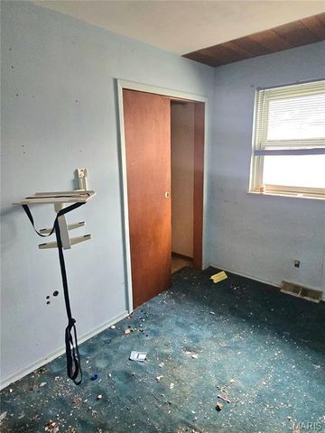 3311 S Belt W, Belleville, IL 62226