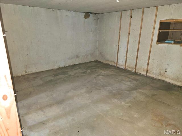 3311 S Belt W, Belleville, IL 62226