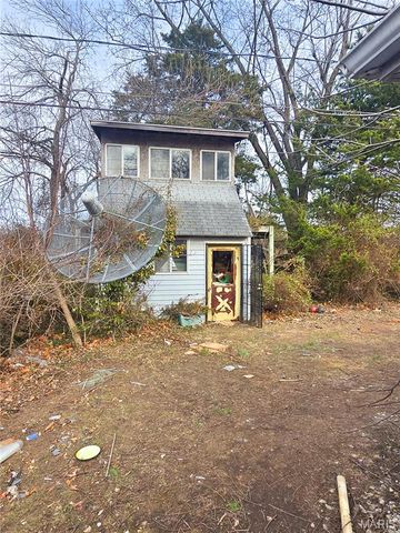 3311 S Belt W, Belleville, IL 62226