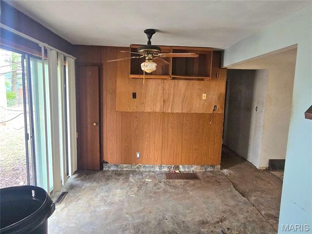 3311 S Belt W, Belleville, IL 62226