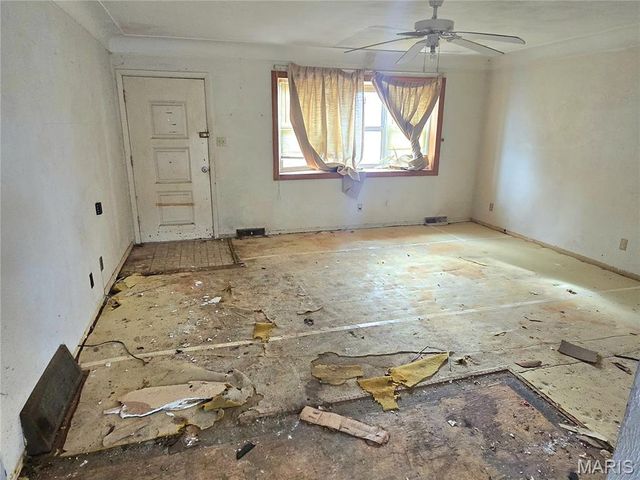 3311 S Belt W, Belleville, IL 62226