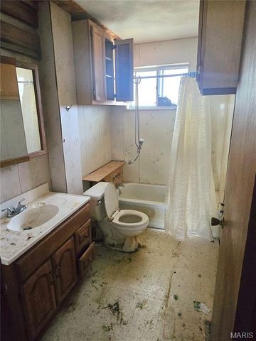 3311 S Belt W, Belleville, IL 62226