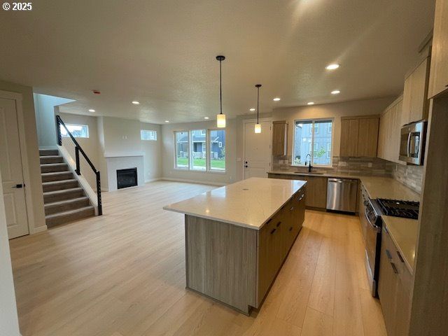 8265 Se Quincy St, Hillsboro, OR 97123