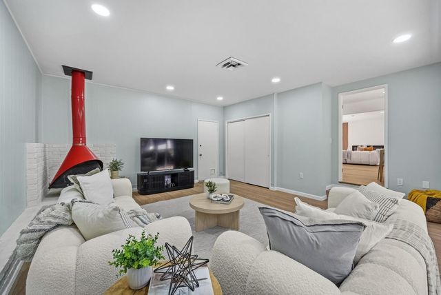 1176 Blair Avenue, Sunnyvale, CA 94087