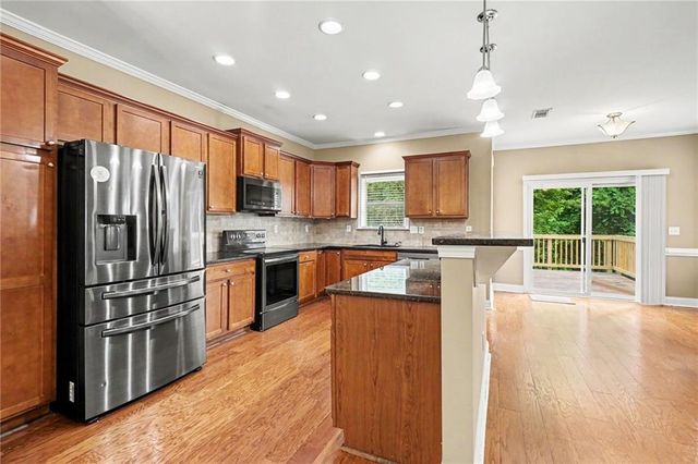 2143 Leafmore Court, Grayson, GA 30017