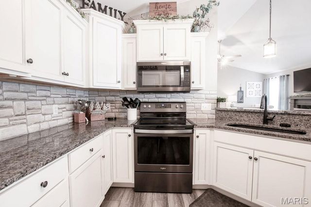 3404 Navajo Trail, Shiloh, IL 62221