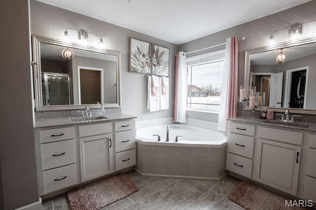 3404 Navajo Trail, Shiloh, IL 62221