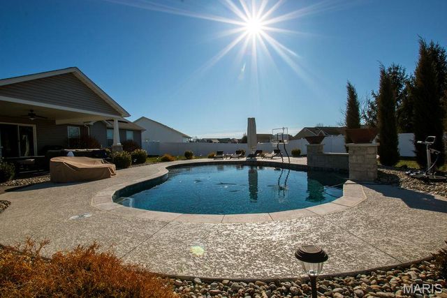 3404 Navajo Trail, Shiloh, IL 62221