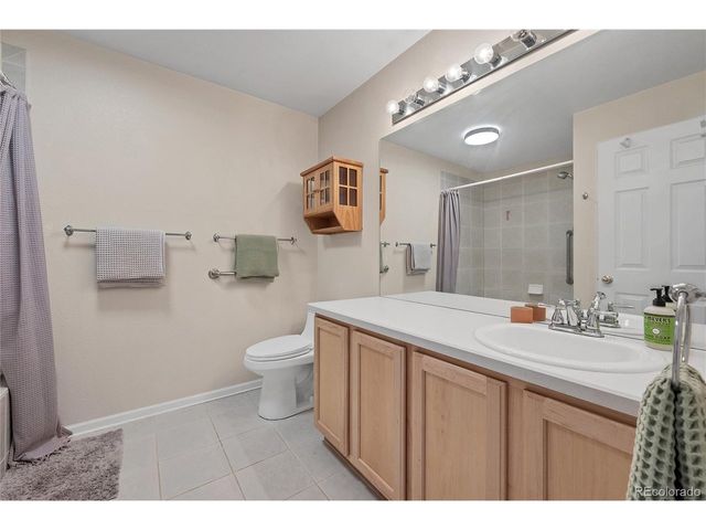 893 S Evanston Cir, Aurora, CO 80012