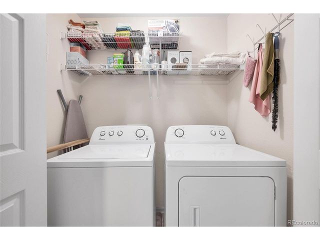 893 S Evanston Cir, Aurora, CO 80012