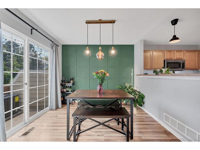 893 S Evanston Cir, Aurora, CO 80012