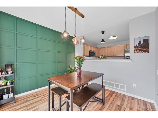 893 S Evanston Cir, Aurora, CO 80012