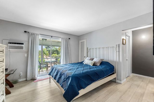 150 Horizon Street E, Boynton Beach, FL 33435