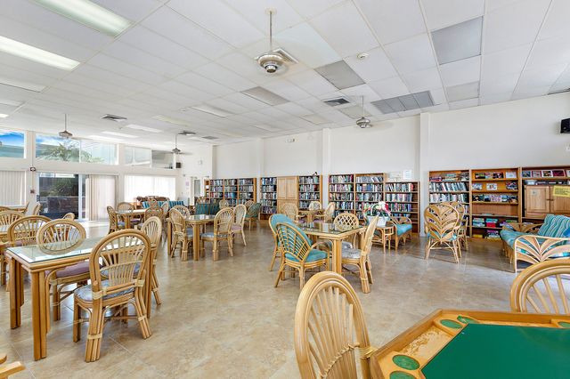 150 Horizon Street E, Boynton Beach, FL 33435