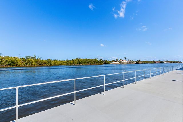 150 Horizon Street E, Boynton Beach, FL 33435