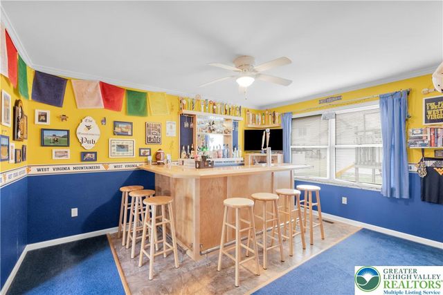 2438 Blue Jay Drive, Upper Nazareth Twp, PA 18064