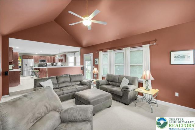 2438 Blue Jay Drive, Upper Nazareth Twp, PA 18064