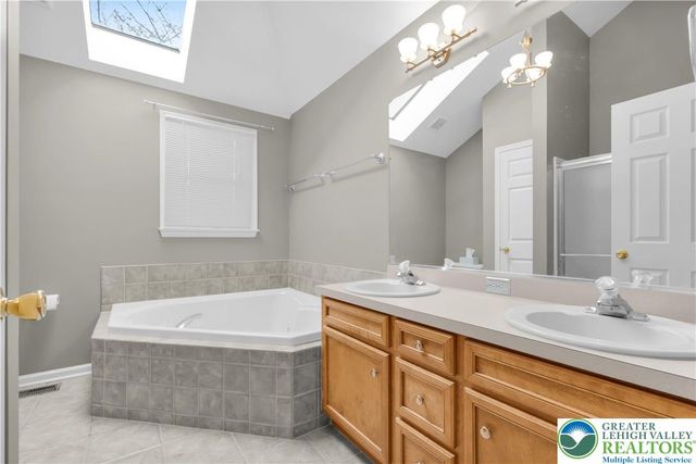 2438 Blue Jay Drive, Upper Nazareth Twp, PA 18064