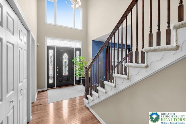 2438 Blue Jay Drive, Upper Nazareth Twp, PA 18064