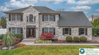 2438 Blue Jay Drive, Upper Nazareth Twp, PA 18064