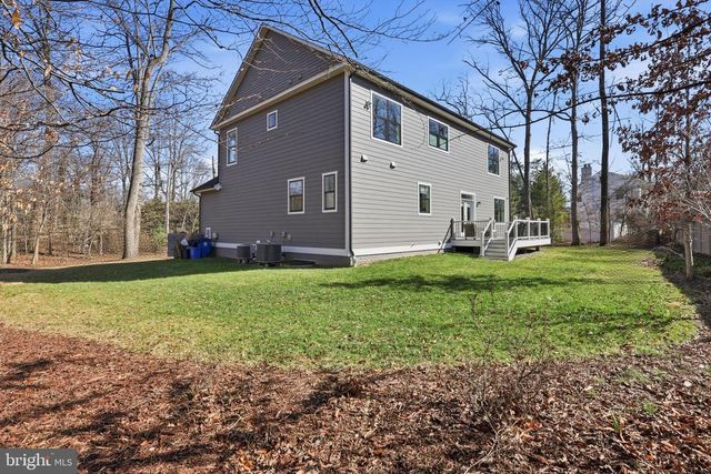 9206 FERNWOOD RD, Bethesda, MD 20817