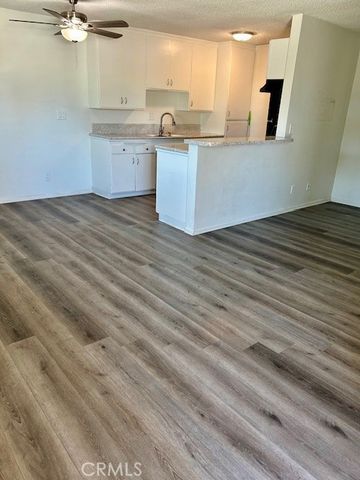 685 E Vista Chino A, Palm Springs, CA 92262